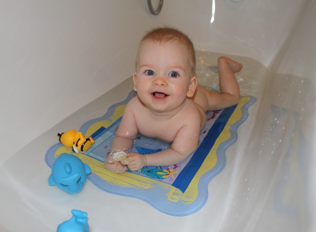 moje první cákačka ve velké vaně