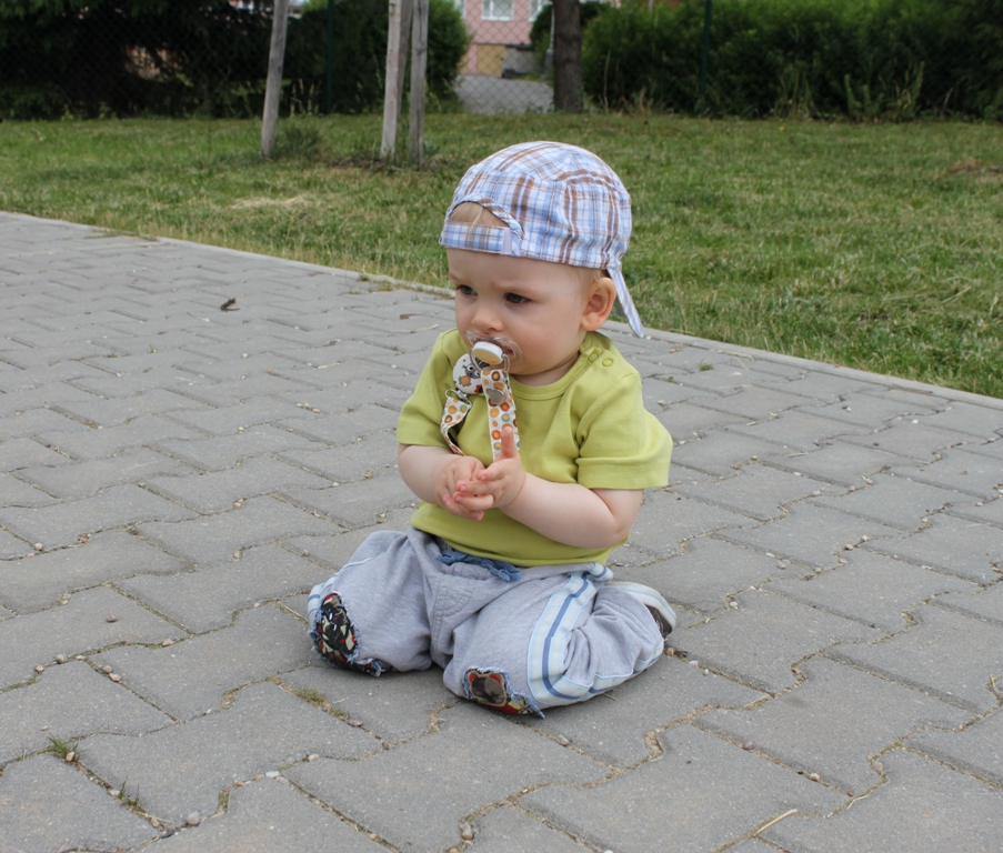 Řádění za barákem.