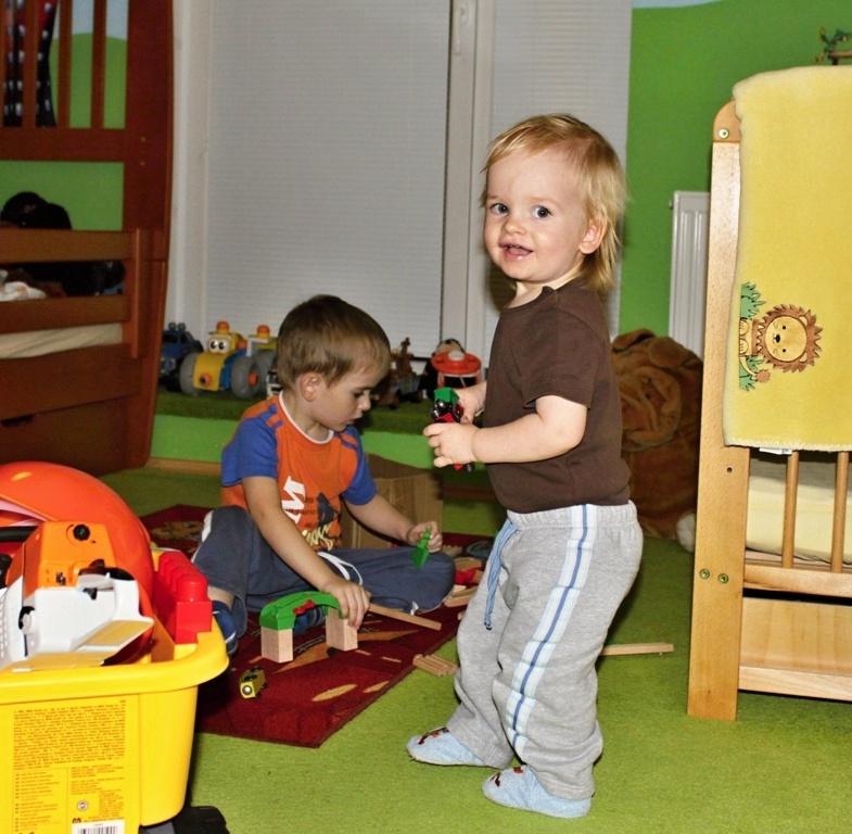 Stavíme kolejiště a já mám to nejdůležitější ... lokomotivu